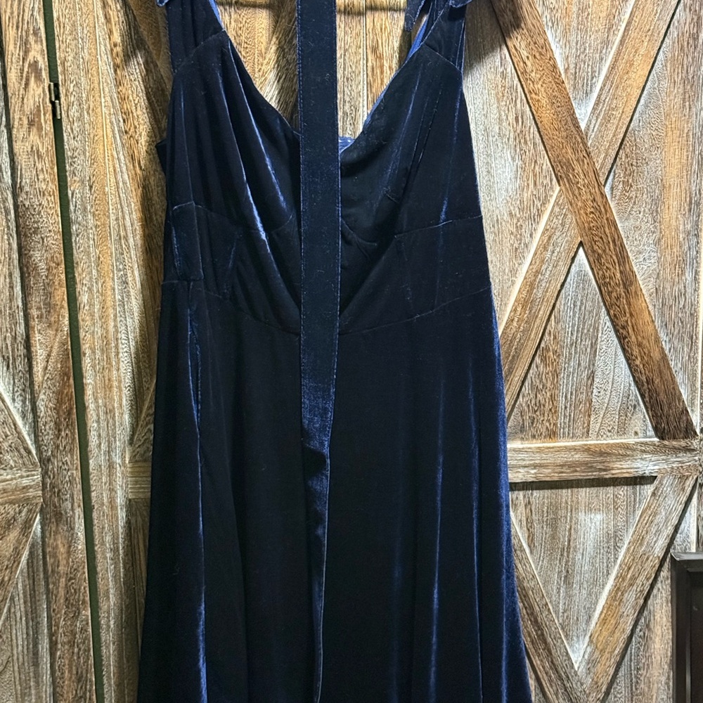 Unique Vintage Midnight Blue Backless Dress